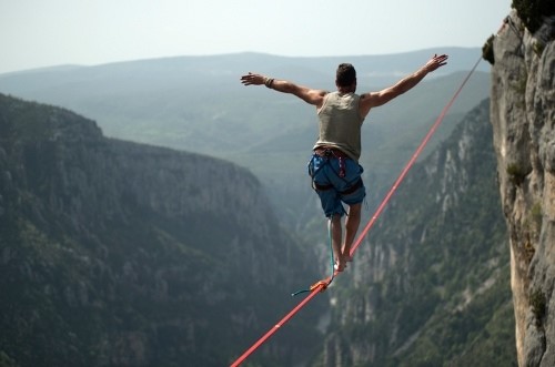 3 simple ways to start investing tight rope